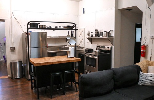 Old West Side House | Entire 2nd Floor Loft Located Downtown Ann Arbor Near UofM Stadium.