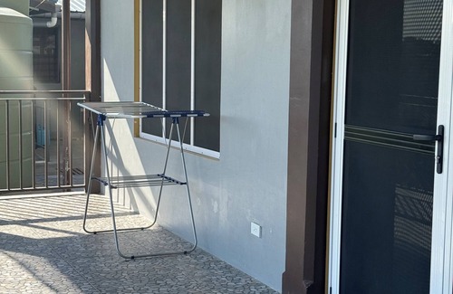 Tenaru House | Entire 3 Bedroom at Lonely Hill Apartment