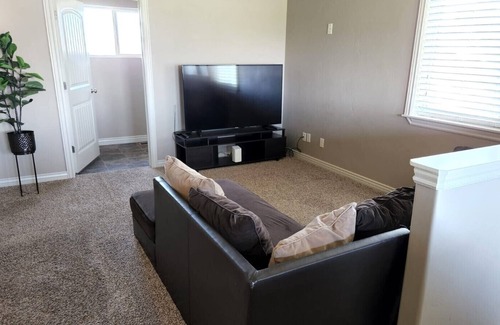 Nibley House | Entire 3 bedroom home with great mountain views