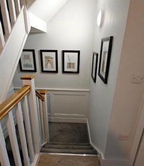 Sutton Cross House | Entire 3BD Home 15 minutes from Dublin Airport