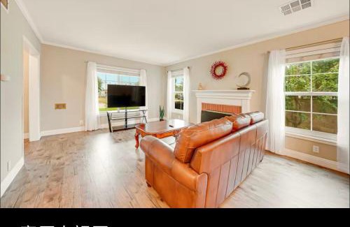 West Covina House | Entire 4BR 4BA House in West Covina Modern Private Comfortable
