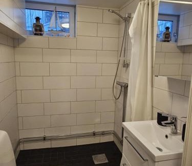 Umea Apartment | Entire Apartment 50 sqm Modern & Free Parking