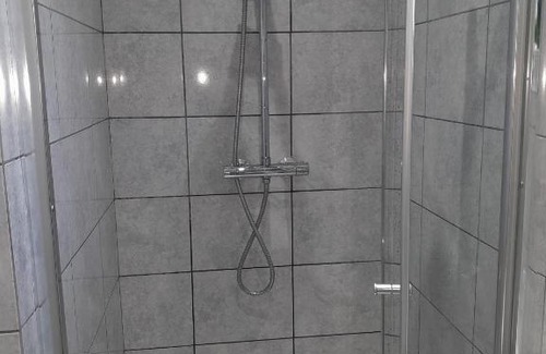 Harrow Apartment | Entire apartment for 4 guests 2 double Rooms in London - Next to Sudbury hill tube station