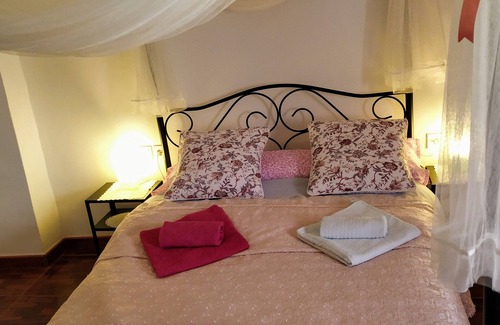 Xativa Apartment | Entire apartment in El Casco Antiguo