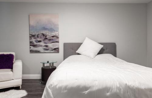 Waterloo Apartment | ENTIRE BACHELOR UNIT EN-SUITE UPTOWN WATERLOO - e5