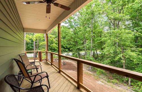 Bella Vista House | Entire Back 40 Bungalow 2bd 2ba Sleeps 4
