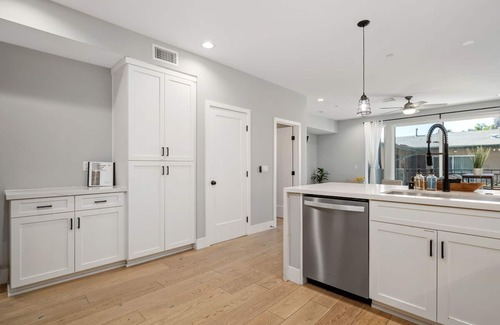 Normal Heights Condo | Entire Brand New 2-Bedroom #5 Luxury Townhouse!