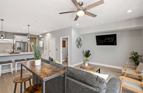 North Park House | Entire Brand New 2-Bedroom Luxury Townhouse! #4