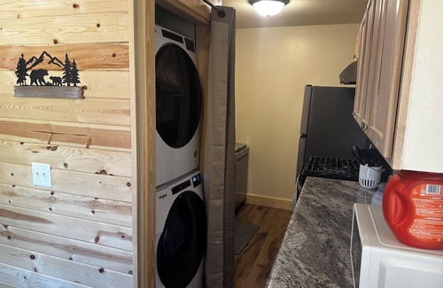 Cooke City-Silver Gate Cabin | Entire Cabin at Woody Falls Trailhead in Cooke City