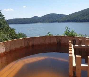 Calinesti-Oas Ski Chalet | Entire Chalet, Amazing Panoramic View of Calinesti Oas Lake
