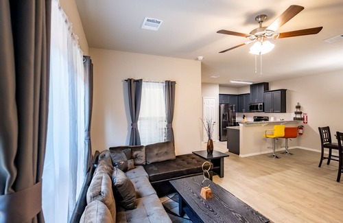 River Oaks House | Entire charming brand new house. 🤩