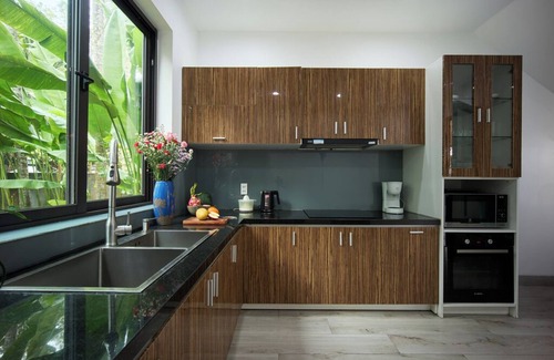 Cam Thanh Villa | Entire Chiều Hạ Villa 13BR: Breakfast, Pool, Garden Kitchen