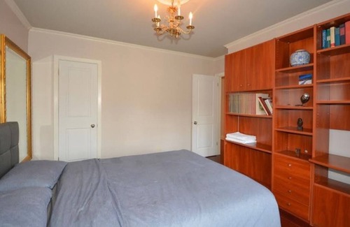 Saint-Simon Apartment | Entire Clean 3 Beds Apartment Near Crémazie Metro