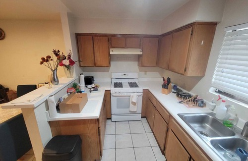 Pasadena Condo | Entire Condo. Caltech Area. 2 Bedroom, 2 1/2 Bath