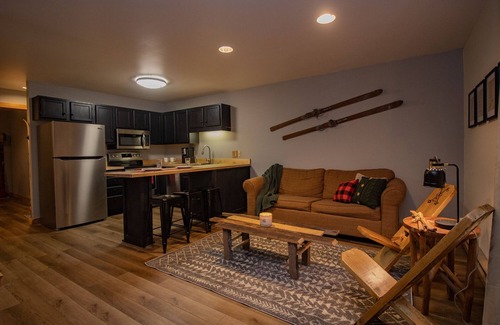 Northface Condo | Entire Condo Steps From The Slopes at Timberline