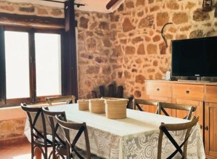 Al Hamra House | Entire cottage home in Larbaa Beni Hassen, Morocco