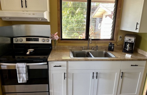 Kalaheo Cottage | Entire Cottage Ocean View 12 Minutes from Poipu Beach TVNC#1242