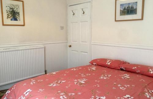 Wallingford Apartment | Entire Cottage Style flat in heart of Wallingford