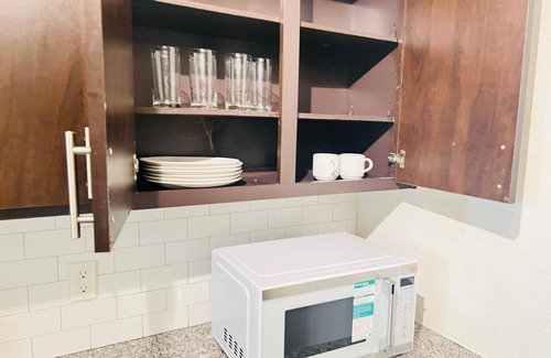 Sandy Springs Apartment | Entire cozy 2-bedroom Guest House in Atlanta