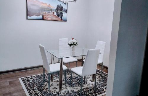 Sandy Springs Apartment | Entire cozy 2-bedroom Guest house in Atlanta