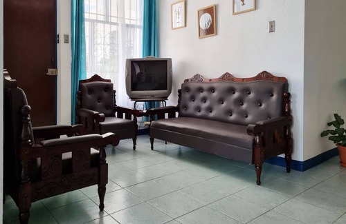 Villa Bonita Apartment | Entire Cozy apartment for your, 5 min SJO airport