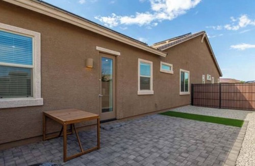 Surprise House | Entire cozy guesthouse casita