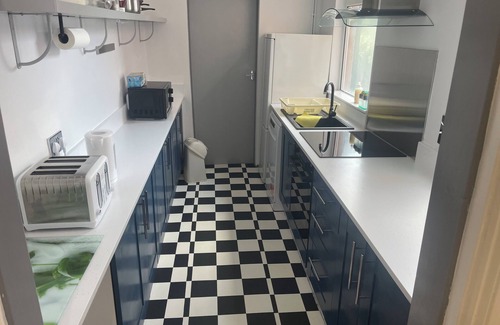 Thorpe Satchville House | Entire Excellent Property on Mountcastle Road, Leicester