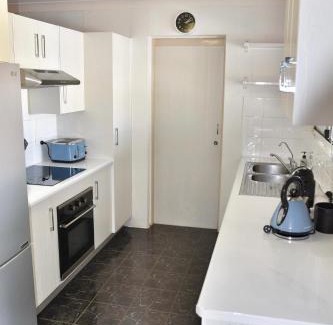 Mount Louisa House | Entire Family Home with private pool