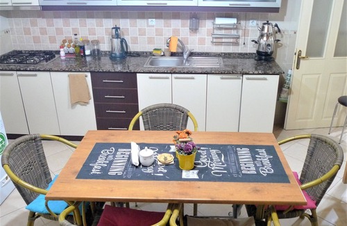 Merkezefendi Apartment | Entire Flat