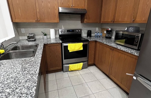 Halton Regional Municipality House | Entire Four bedroom house in Milton with Parking.