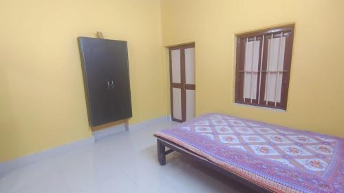 Jhargram House | Entire ground flr & Lawn Jhargram Town