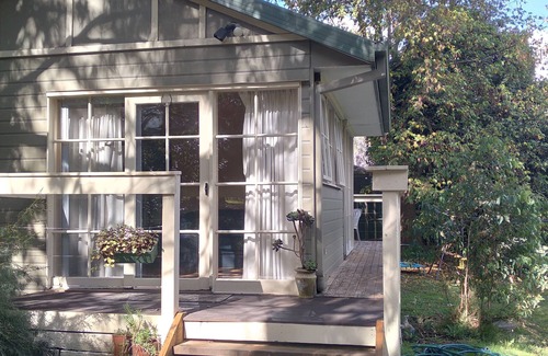 Woori Yallock Cottage | Entire guest house in Woori Yallock, Australia
