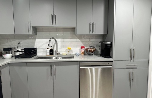 Calgary House | Entire guest suite in Calgary