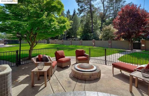 Chabot Park House | Entire Guest Suite in Oakland hills Estate.