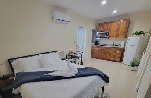 Lake Worth Corridor Apartment | Entire guest suite.