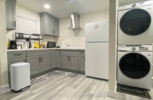 Buena Park House | Entire guesthouse 1 bedroom with full kitchen and private patio in Buena Park.