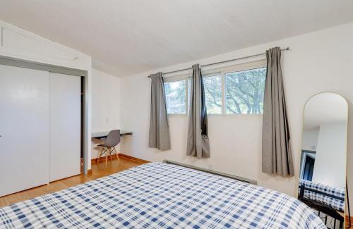 Highland Park Apartment | Entire Home 3 bds 2 bats