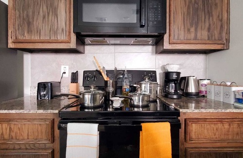 Killeen House | Entire home, 3 bedrooms, 2 baths: Sleeps 6