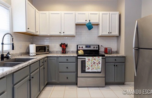 Grand Rapids House | Entire home 6 minutes from GR favorite spots