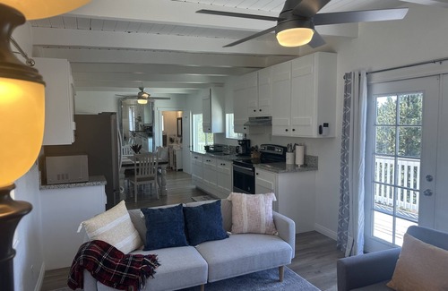 Arrowbear Lake House | Entire Home between Big Bear and Arrowhead Lake in Arrowbear on top of a hill.