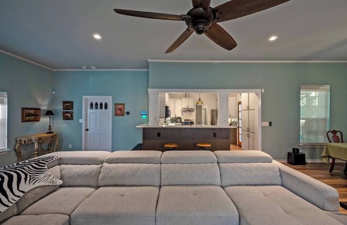 Mead House | Entire Home! Fantastic Kitchen! 3 Full Baths
