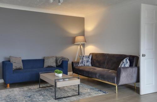 Bishop's Stortford Apartment | Entire home/flat perfect for contractors