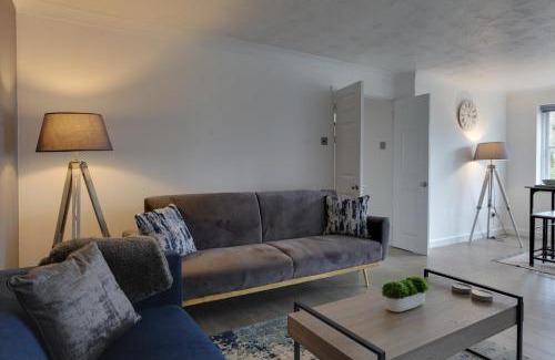 Bishop's Stortford Apartment | Entire home/flat perfect for contractors