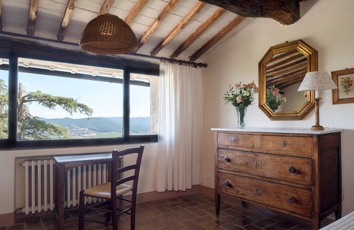 Pergine Valdarno House | Entire home hosted by Agriturismo Castello Di Montozzi