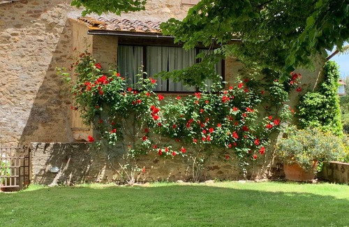 Pergine Valdarno House | Entire home hosted by Agriturismo Castello Di Montozzi