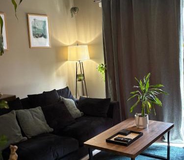 Newhaven Apartment | Entire home in Newhaven