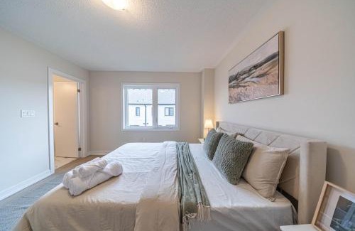 Oakville House | Entire home in Oakville, Canada