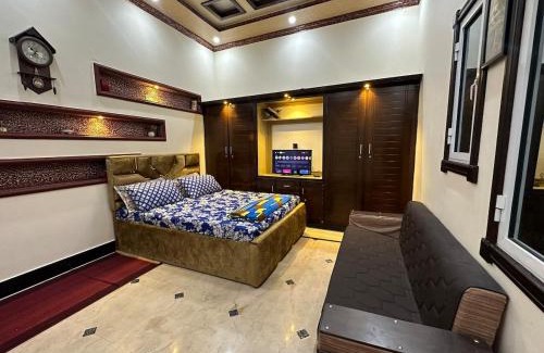 Peshawar Apartment | Entire Home in Peshawar Gulbahar