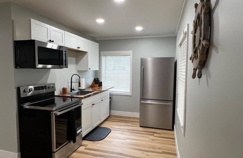 Gypsum House | Entire home in Sandusky, Ohio