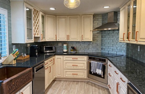 Huntington Beach House | Entire Home in Huntington Beach